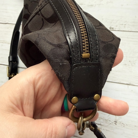 Vintage Coach Black Signature Jacquard Mini Crossbody Bag Y2K - Picture 6 of 9